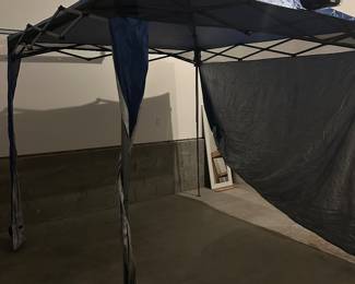 8’x8’ canopy 8’h in center