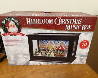 Mr Christmas music box