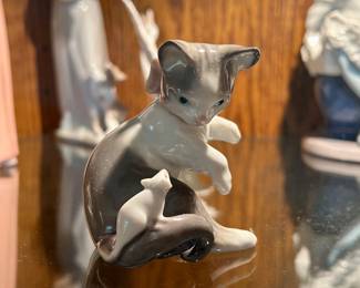 Lladro cat and mouse