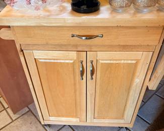 rolling kitchen island