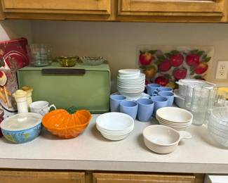 Bread box, Corelle Ware
