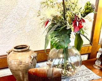 Beautiful floral decorative pieces