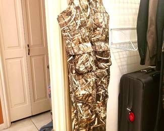 Hunting overalls and wadders