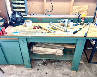 Solid wood workshop table/Garage