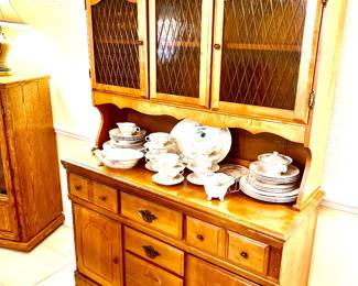 Quaint Dutch Cabinet hutch