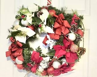 Christmas Holiday Wreath 