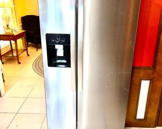 Whirlpool refrigerator