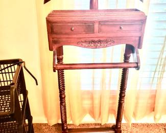 Men's wardrobe stand