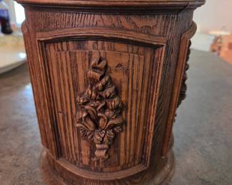 Vintage Faux Wood Resin Ice Bucket