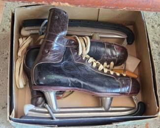 Vintage 1961 CCM Tacks Prolite Ice Hockey Skates with Original Box