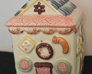 Vintage Ceramic Gingerbread House Cookie Jar, Made in Japan