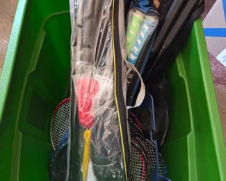 Recreational Badminton Set with Assorted Racquets and Net