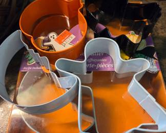 R&M International Halloween Cookie Cutter Set