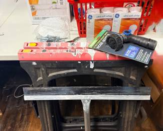 106 HomeImprovementToolsSawHorses