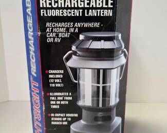 202 ColemanNightsightRechargeableFluorescentLanternNewInBox