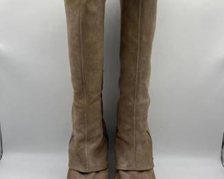 59 TheFergaliciousbyFergieLedgerCuffedKneeHighBoots