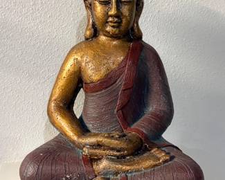 39 LargeSeatedBuddha