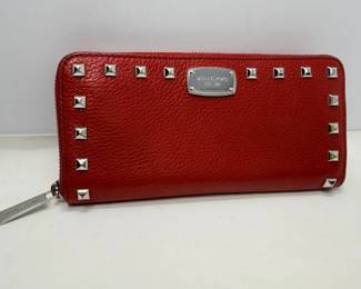 113 MichaelKorsJetSetContinentalWallet