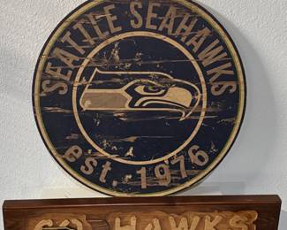 40 SeahawksMedallionCarvedWoodGoHawksSign