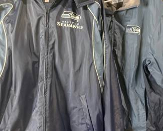 91 2MensLargeNFLBrandSeahawksGameDayJackets