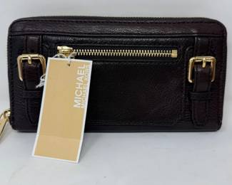 97 MichaelKorsZipAroundContinentalDarkChocolateWalletNWT