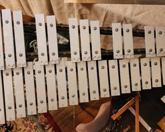 Percussion Plus 32 bell xylophone with stand and case