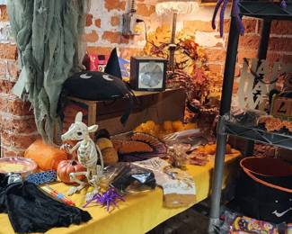 Halloween Decor