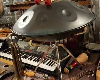 Handpan drum with stand