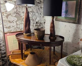 End tables and lamps, more decor