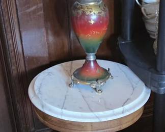 Antique mantle ewer, small marble top plant stand