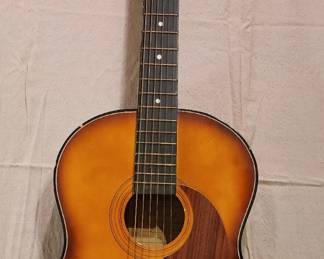 Vintage H5403S Harmony guitar, made in Taiwan