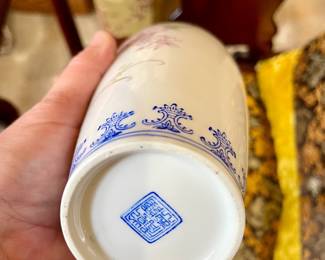 Eggshell Chinese vase