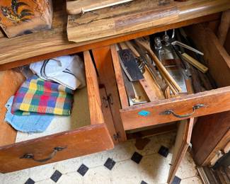 KITCHEN UTENSILS