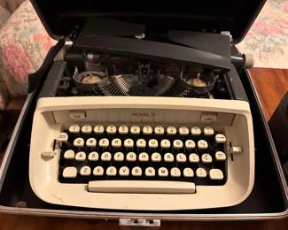 ROYAL TYPEWRITER