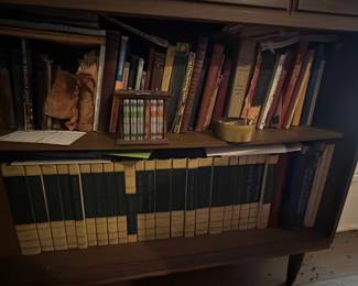 ENCYCLODIAS AND BOOKS