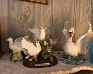 BIRD FIGURINES AND STATUES