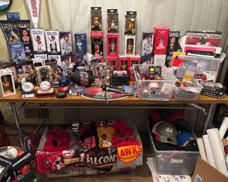 Sports Bobbleheads, Collectibles, T-shirts, Balls, Figurines, Hats, posters + so much more!