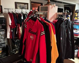 Vintage Sports Sweatshirts