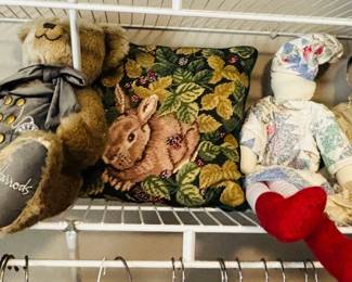 Vintage Stuffed Animals / Dolls