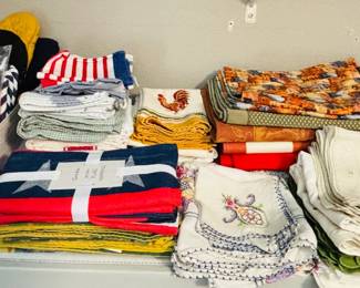 Close-up Linens