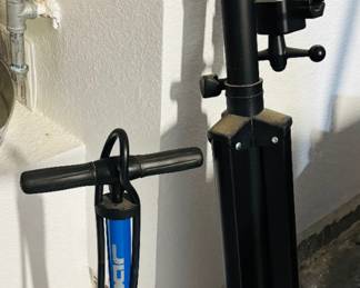 Misc. Garage - Air Pump