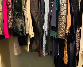 Women's Clothing - Small - Large