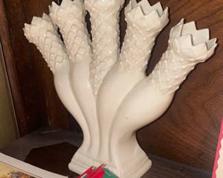 Vintage Williamsburg Posy Holder By Wedgwood