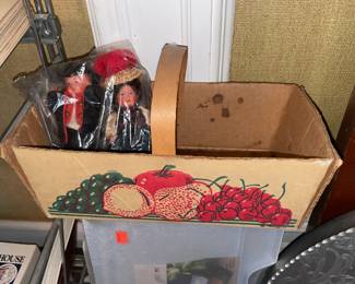 Vintage Fruit/Vegetable Basket