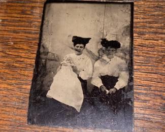 Antique Tintype Photo (Mid To Late 1800s)