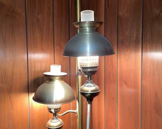 Vintage Colonial Style Floor To Ceiling Tension Pole Lamp