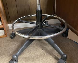 Black Rolling Office Chair