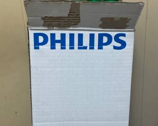 NEW Philips Fluorescent Light Bulbs