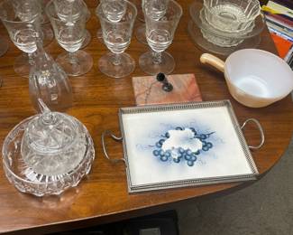 Blue & White Grape Handled Tray