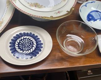 Vintage Etched Swan Bowl